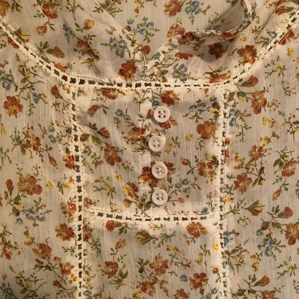 floral chiffon top - Picture 5 of 8